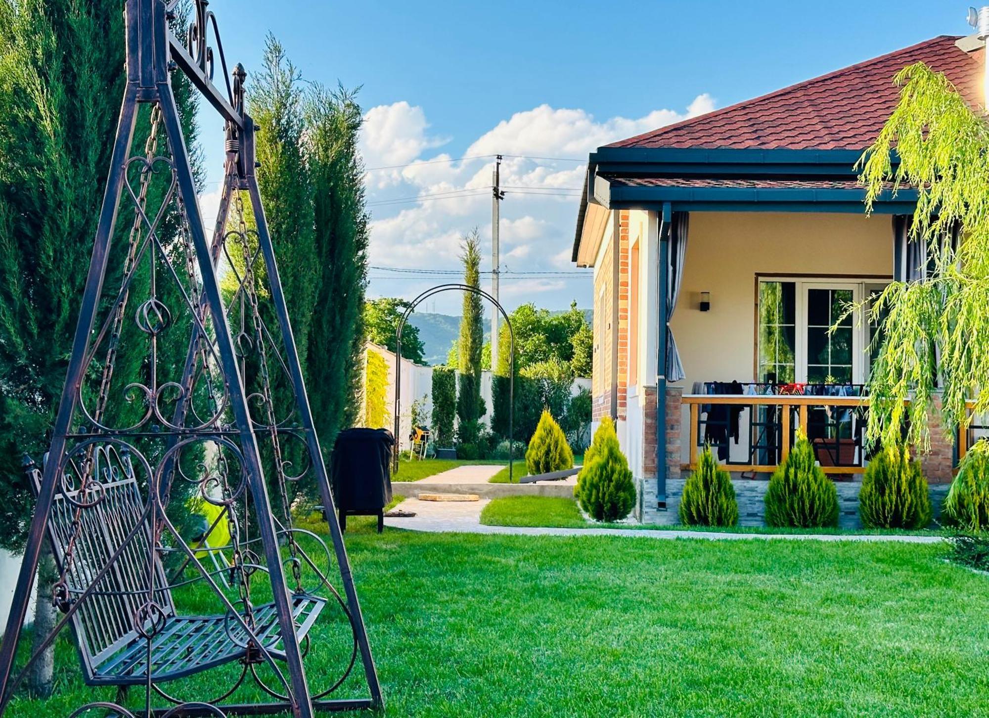 Entire Villa Near Tbilisi Nature Reserve With Panoramic View Mtsʼkhetʼa エクステリア 写真